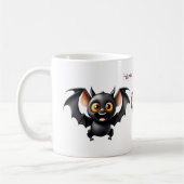 3つの可愛い飛んでいるこうもりハロウィーン コーヒーマグカップ (左)