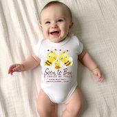 3つの妊娠の発表の家族にすぐに ベビーボディスーツ