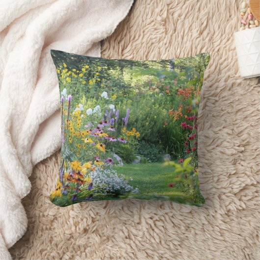 3つの庭の大会 クッション (ブランケット)