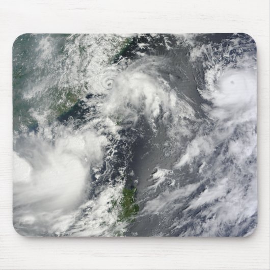 3つの強い嵐 マウスパッド (正面)