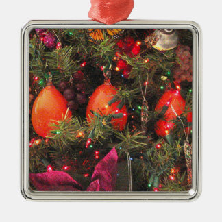 3つの柿のオーナメントの正方形 メタルオーナメント