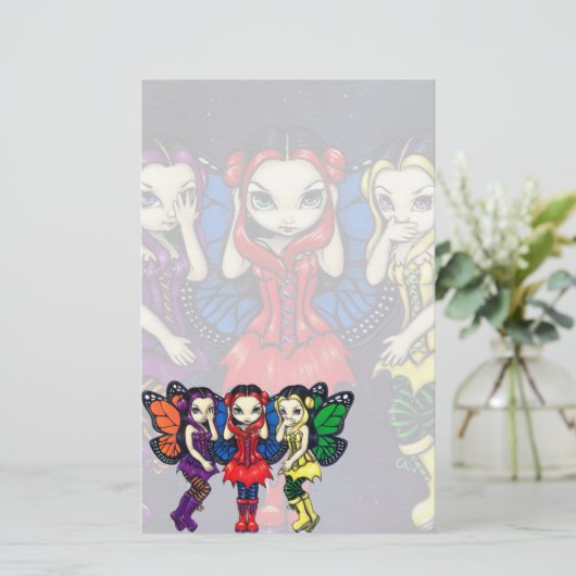 "3つの賢い妖精の国"の文房具 便箋 (スタンド正面)