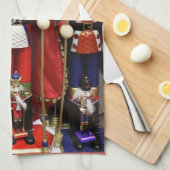 3つの賢明なクラッカー – くるみクラッカー兵士 キッチンタオル (四つ折り)