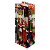 3つの賢明なクラッカー – くるみクラッカー兵士 ワインギフトバッグ (裏面アングル)