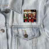 3つの賢明なクラッカー – くるみクラッカー兵士 缶バッジ (インサイチュ)