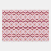 3つの違うパターン（の模様が）あるデザイン ラッピングペーパーシート (正面)