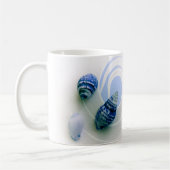 3つの青い貝殻コーヒーマグ コーヒーマグカップ (左)