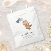 3つの青い風船を持つテディベア フェイバーバッグ (クリップ留めされた状態)