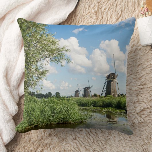 3つの風車および運河の装飾用クッション クッション (ブランケット)