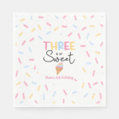3つはとても甘いアイスクリームの3番目の誕生日パーティー スタンダードランチョンナプキン (正面)