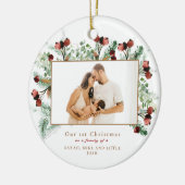 3つフォトホワイトの家族としての私たちの最初のクリスマス セラミックオーナメント (左)