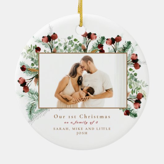 3つフォトホワイトの家族としての私たちの最初のクリスマス セラミックオーナメント (裏面)