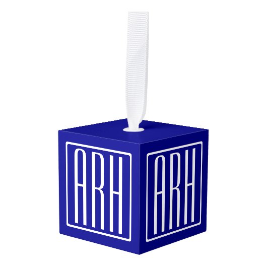 3イニシャルモノグラム |ネイビーブルー&ホワイト キューブオーナメント (正面アングル)