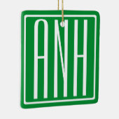 3イニシャルモノグラム |緑と白 セラミックオーナメント (右)