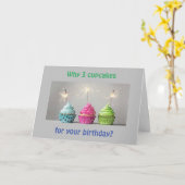 3カップケーキ、「あなた」の特別な賛辞付き カード (黄色い花)