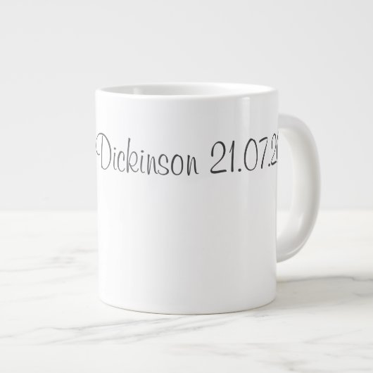 3スタイルマグ – ディキンソン夫人21.07.20xx ジャンボコーヒーマグカップ (正面右)