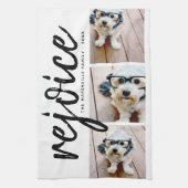 3フォトコラージュ – Merry モダン Christmas Rejoice キッチンタオル (縦)