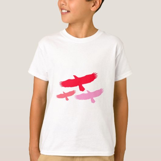 3ワシ飛んでいる（赤） Tシャツ (正面)