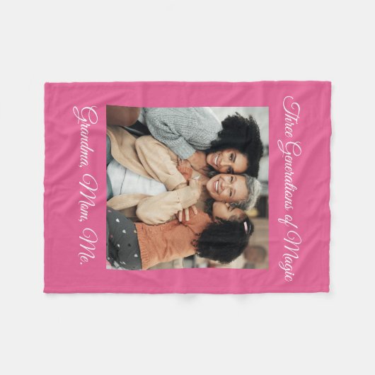 3世代の愛のおばあちゃん、母、私の写真 フリースブランケット (正面(横))