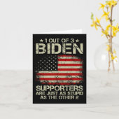 3人のバイデン氏支持者の中でも、2人と同じくらい愚かである カード (黄色い花)