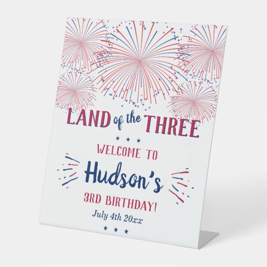 3人の土地だ!7月3日の4日パーティー 台座サイン (正面)