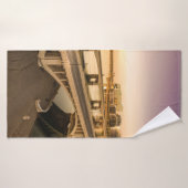 3人乗りのバイク交差橋 バスタオル (バスタオル)