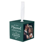 3写真ファースト結婚したクリスマス新婚グリーン キューブオーナメント (正面アングル)