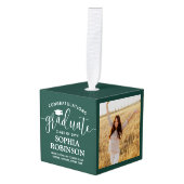 3写真卒業おめでとうモダングリーン キューブオーナメント (正面アングル)