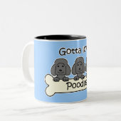3匹のプードル ツートーンマグカップ (正面左)