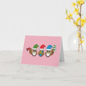 3匹のユーモアあふれるクリスマスノームオウル カード (黄色い花)