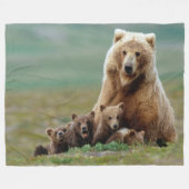 3匹の子どもを育てる フリースブランケット (正面(横))