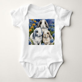 3匹の小さなロップイヤーラビット ベビーボディスーツ