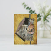 3匹の小さな豚が納屋で雪素朴を眺めている ポストカード (スタンド正面)