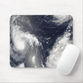 3台の違う台風 マウスパッド (マウス)