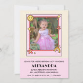 3回目の誕生日の招待レトロGroovyピンクフローラ 招待状 (正面)