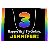3回目の誕生日カラフル:虹3、名前をカスタムする ラージペーパーバッグ (裏面)