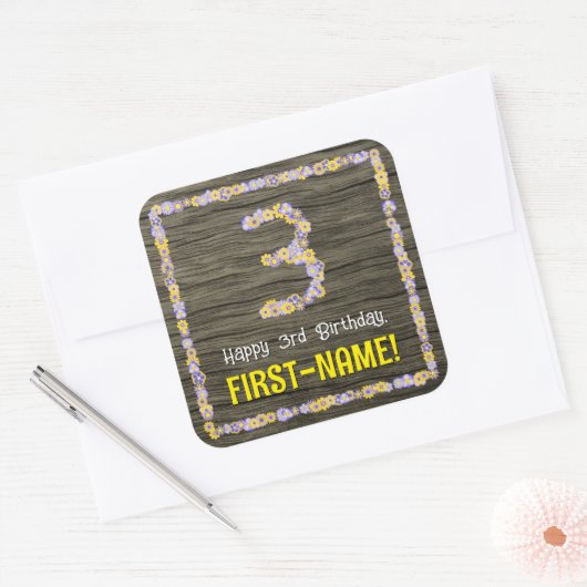 3回目の誕生日:フローラフェイク番号、木目、名前 スクエアシール (封筒)