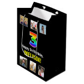 3回目の誕生日：レインボー「3」、写真カスタムと名前 ミディアムペーパーバッグ (正面アングル)