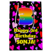 3回目の誕生日：愛するハートパターン、虹# 3 ミディアムペーパーバッグ (正面)