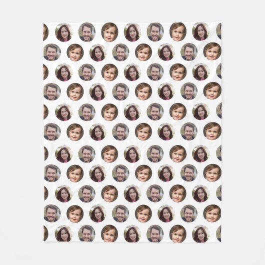 3家族のフォトコラージュ フリースブランケット (正面)