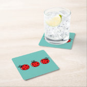 3小さなラディバグ – 紙コースター (インサイチュ)