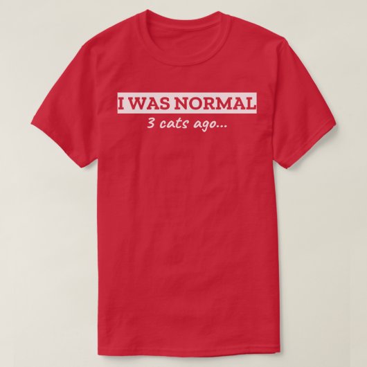 3年前は普通の猫だった Tシャツ (デザイン正面)