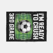 3年生のサッカー男子の学校再開初日 フリースブランケット (正面(横))