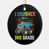 3年生のモンスタートラックの卒業式をつぶした セラミックオーナメント (左)