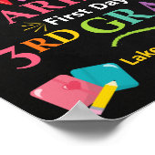 3年生の最初の日のサイン – 女の子3 ポスター (角)