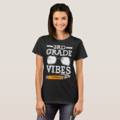 3年生のVibes -3年生チームレトロ1日目 Tシャツ (正面フル)