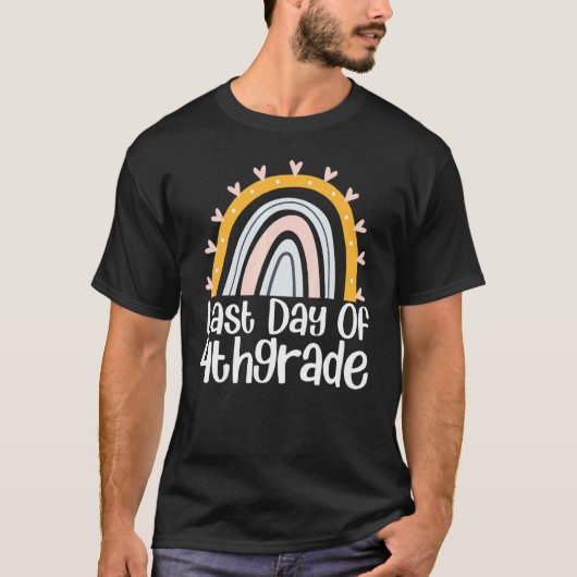 3年生レインボーヒョウの最後の日Shに戻る Tシャツ (正面)