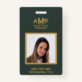 3文字の金ゴールドモノグラムのロゴ（濃い緑） バッジ (正面)