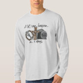 3日間で多くのことが起こり得る ロングスリーブ T シャツ (正面)