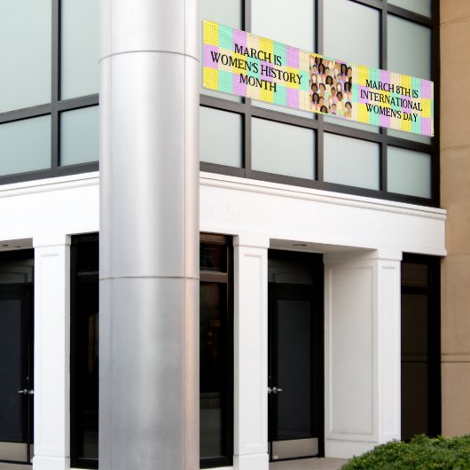 3月は女性の歴史月間 横断幕 (ビルの外側)
